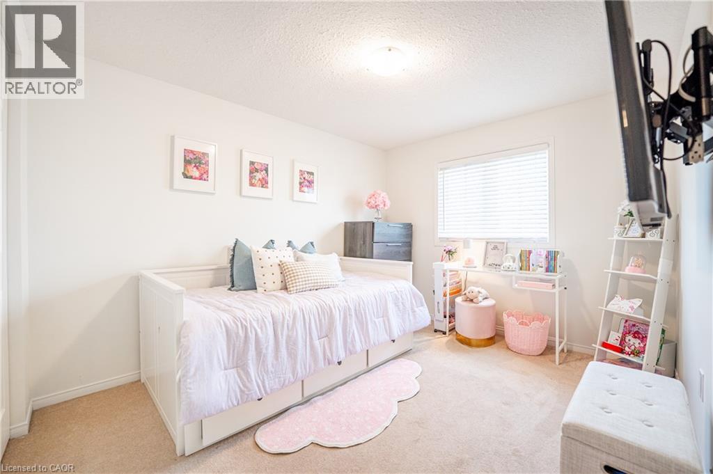 30 FALLOWFIELD Drive, Kitchener, Ontario, N2C0A8 — Photo 17