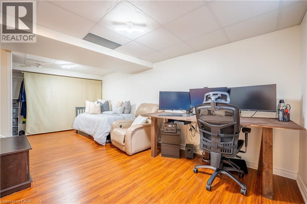 30 FALLOWFIELD Drive, Kitchener, Ontario, N2C0A8 — Photo 30