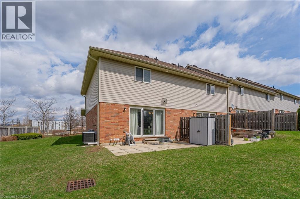 30 FALLOWFIELD Drive, Kitchener, Ontario, N2C0A8 — Photo 35