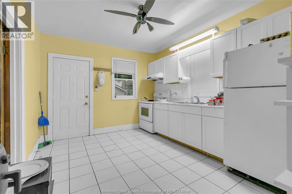 69 SHEPHERD, Windsor, Ontario, N8X2K1 — Photo 8