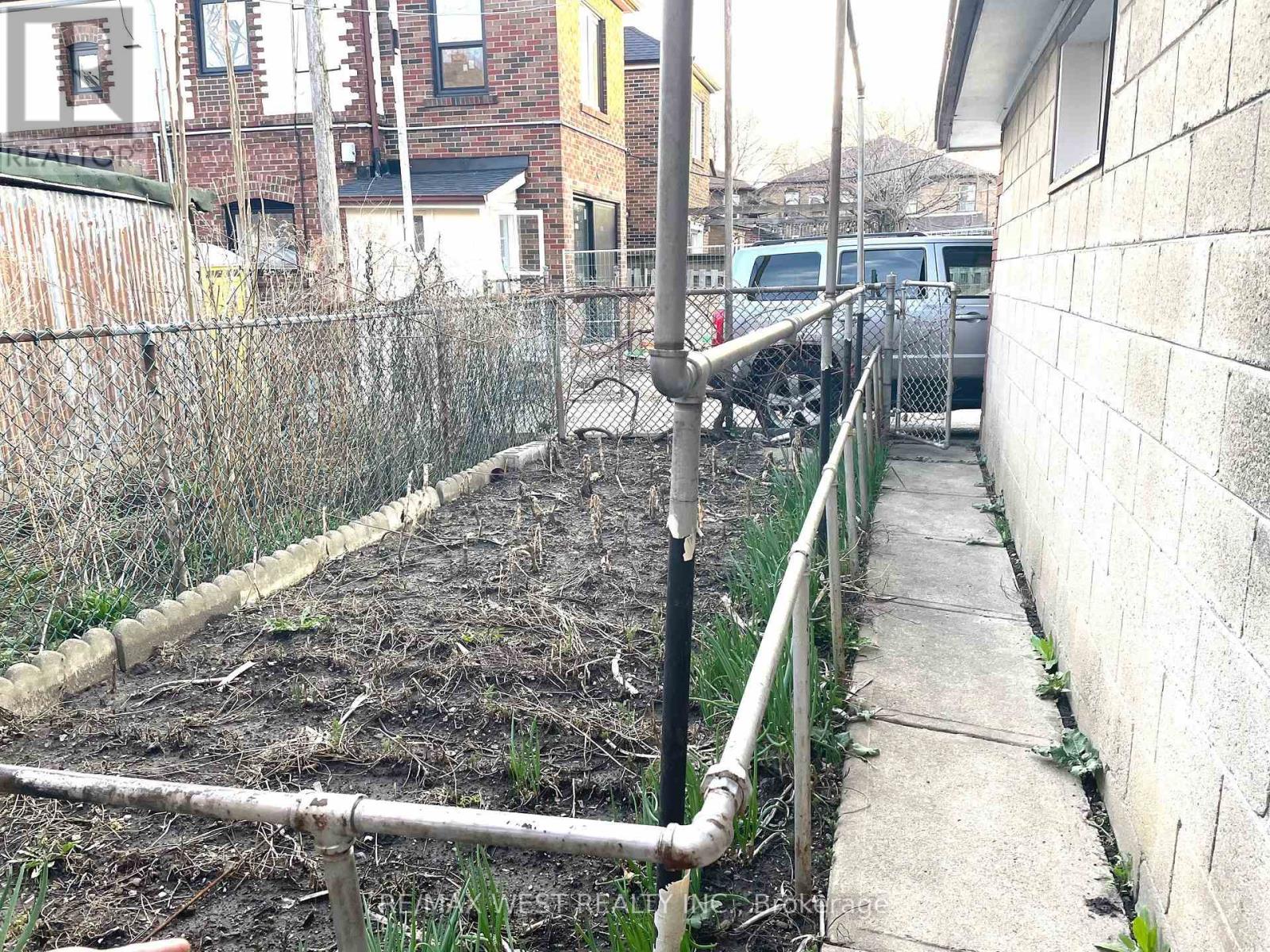 364 ROXTON ROAD, Toronto (Palmerston-Little Italy), Ontario, M6G3R2 — Photo 25