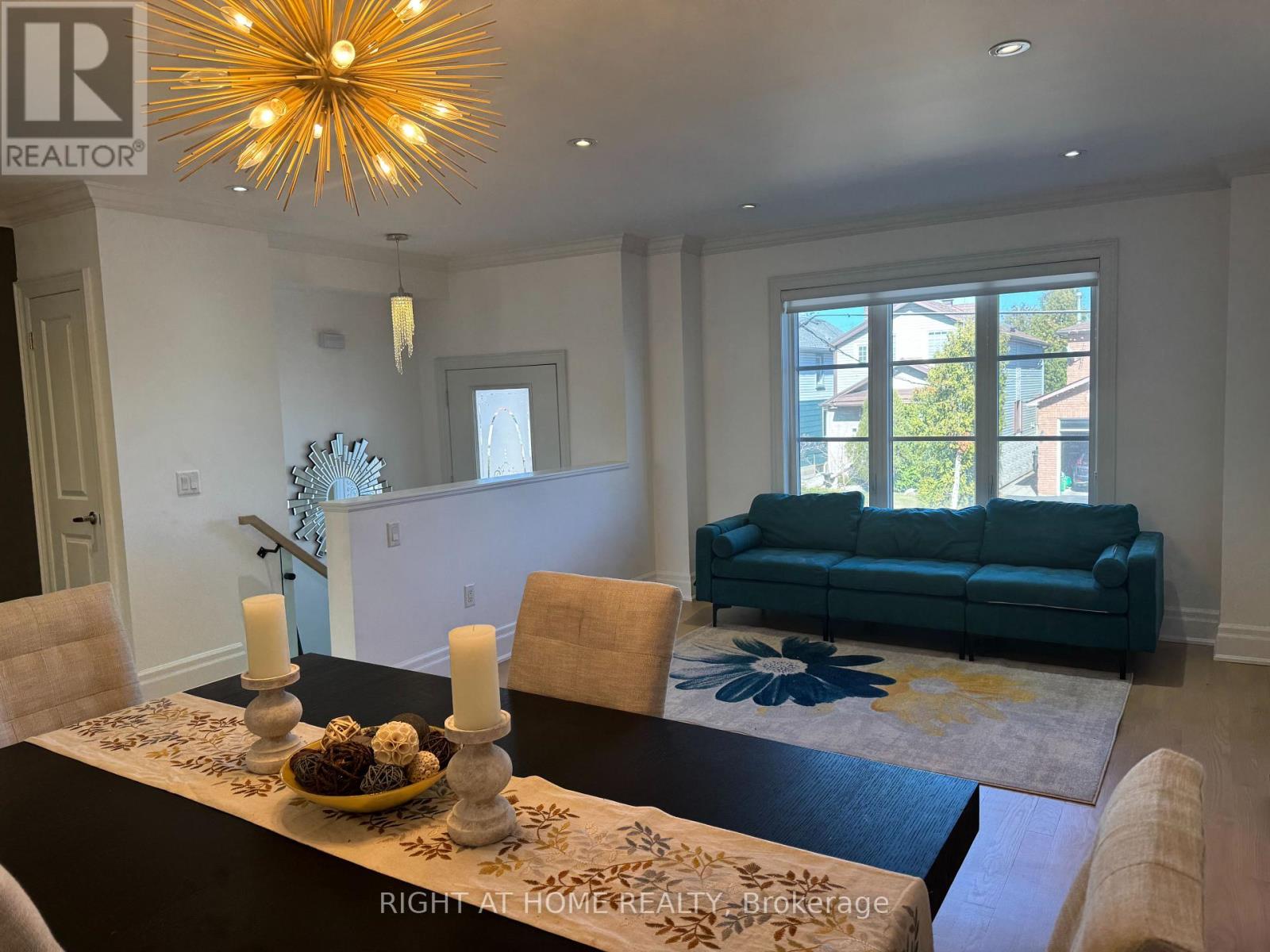 58B THIRTY SECOND STREET, Toronto (Long Branch), Ontario, M8W3G5 — Photo 3