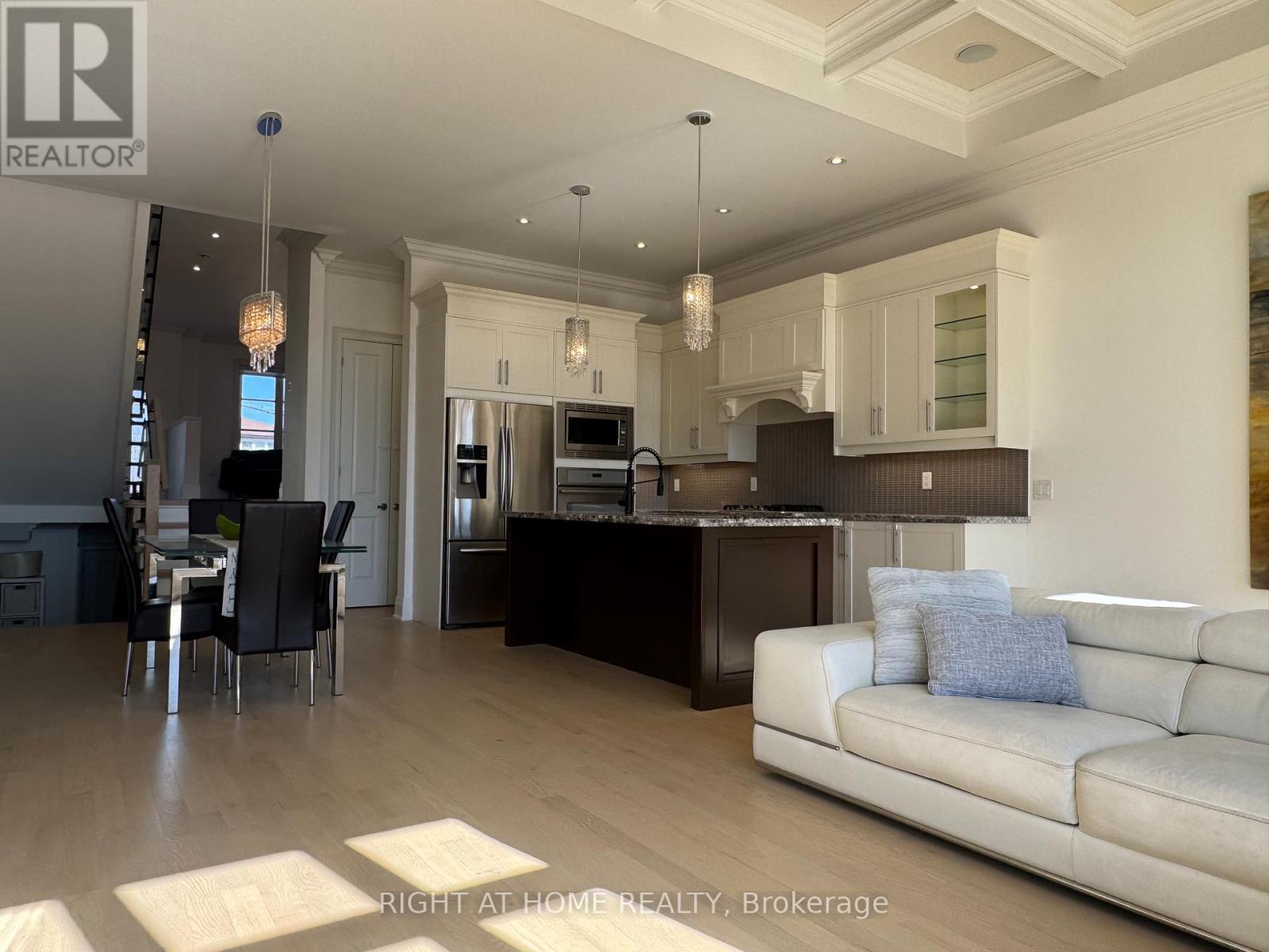 58B THIRTY SECOND STREET, Toronto (Long Branch), Ontario, M8W3G5 — Photo 7