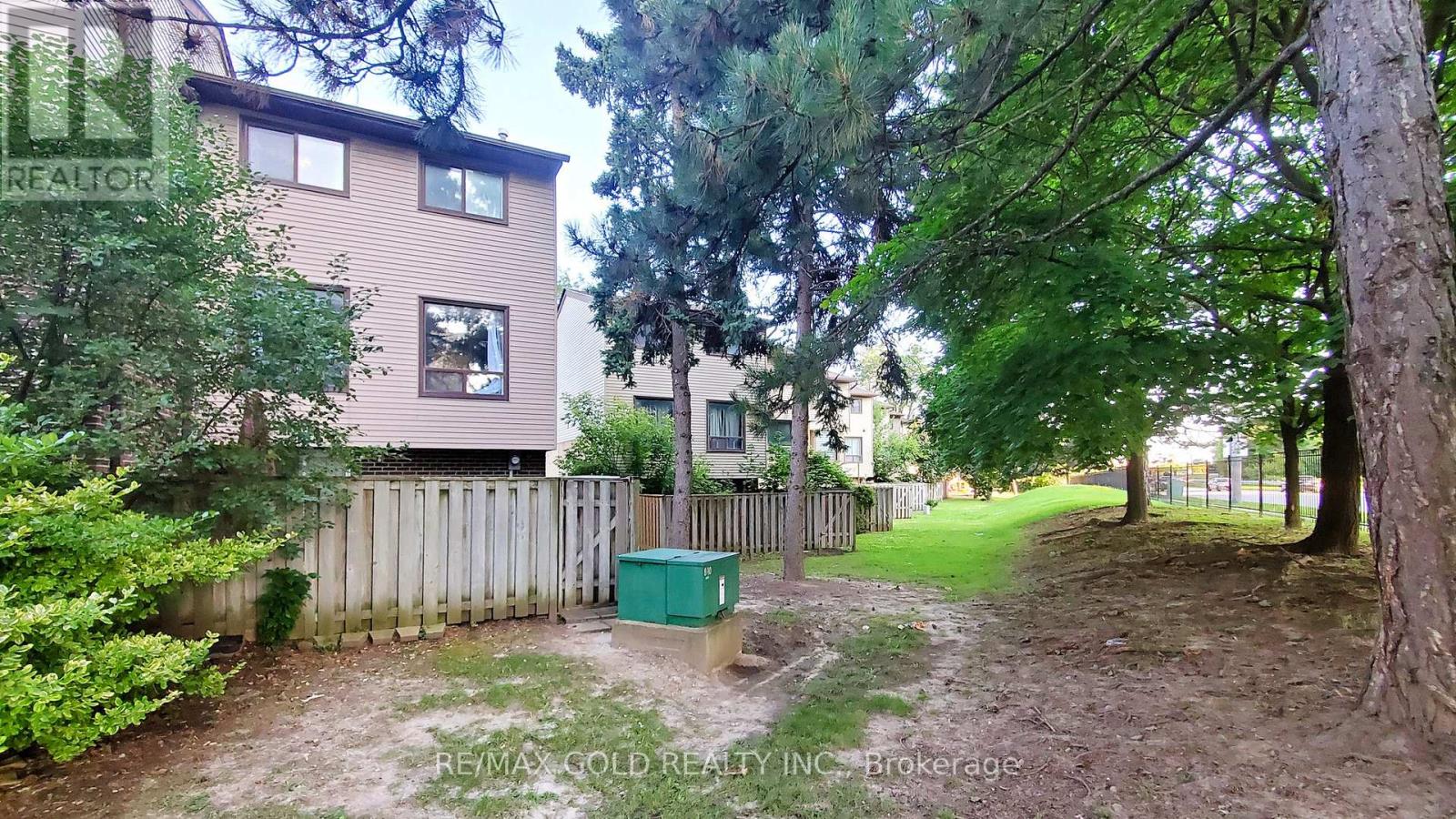 18 - 18 CARLETON PLACE, Brampton (Bramalea West Industrial), Ontario, L6T3Z4 — Photo 16