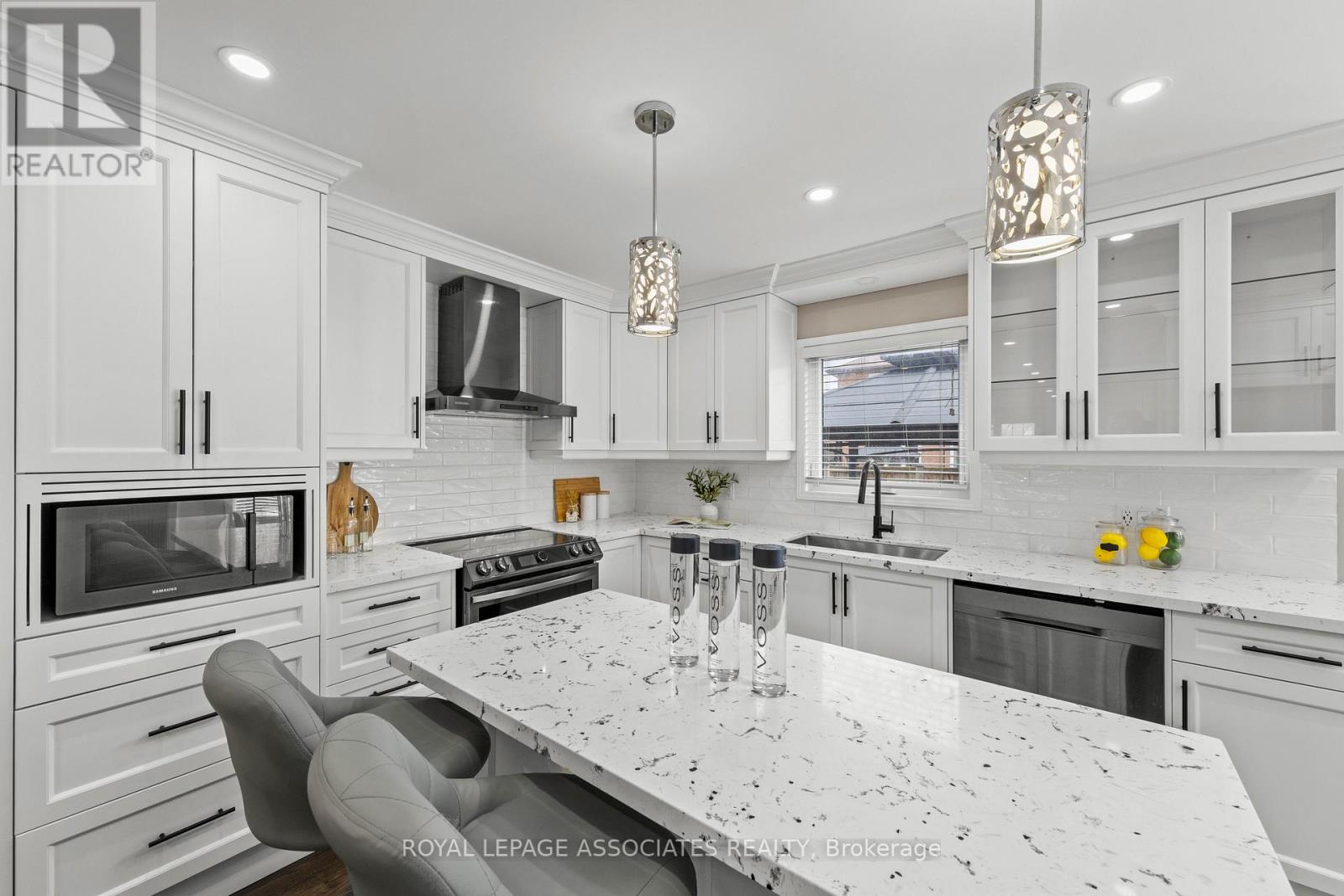 33 HUTTON CRESCENT, Caledon, Ontario, L7C1A3 — Photo 9