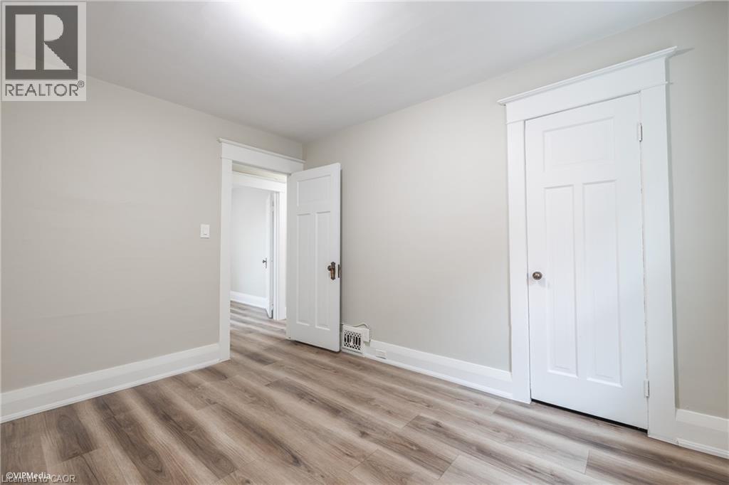 175 REGINA Street N, Waterloo, Ontario, N2J3B4 — Photo 15