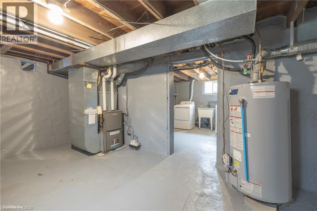 175 REGINA Street N, Waterloo, Ontario, N2J3B4 — Photo 21