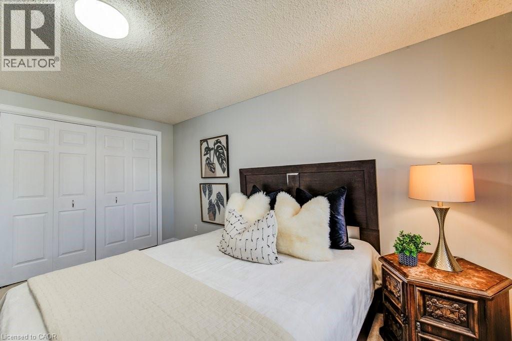 633 GRANGE Crescent, Waterloo, Ontario, N2T2L9 — Photo 29