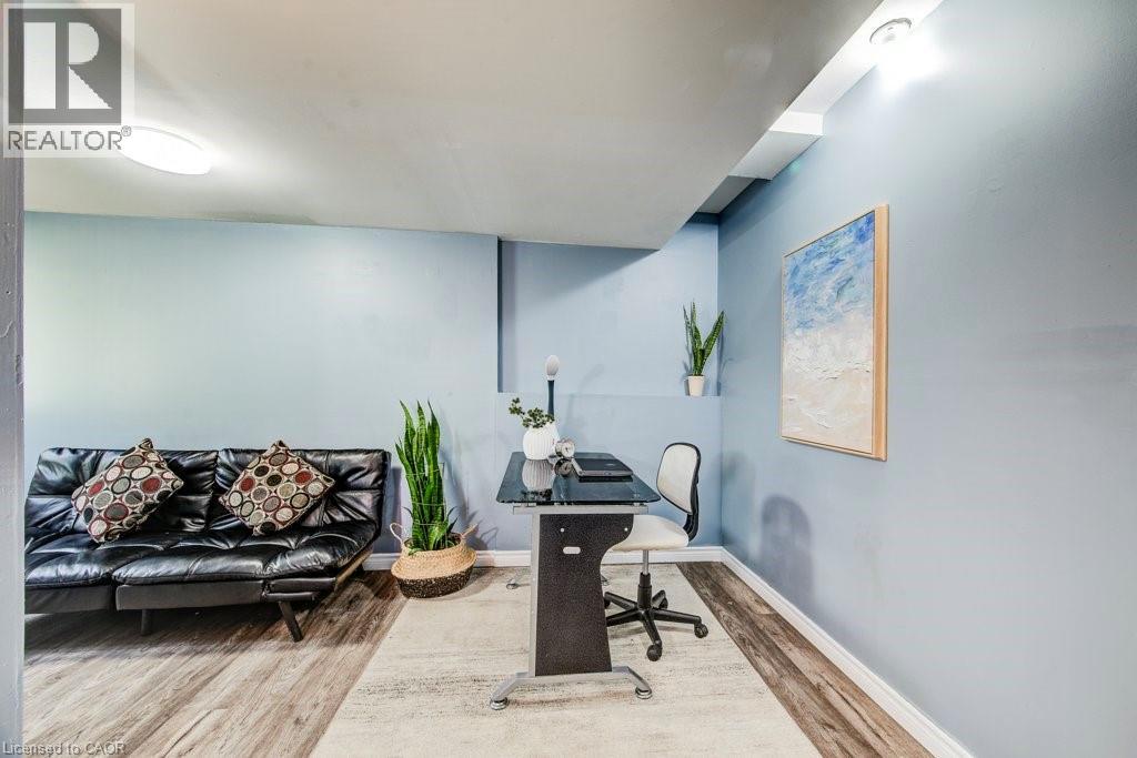 633 GRANGE Crescent, Waterloo, Ontario, N2T2L9 — Photo 31