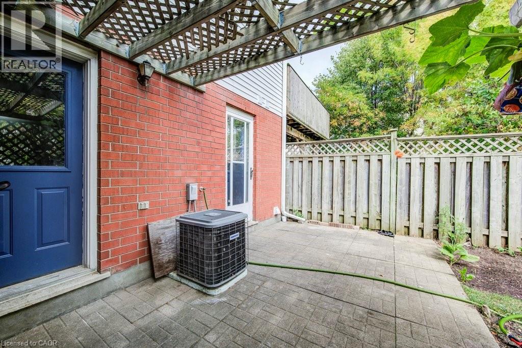 633 GRANGE Crescent, Waterloo, Ontario, N2T2L9 — Photo 34