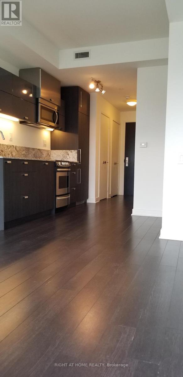 1003 - 290 ADELAIDE STREET W, Toronto (Waterfront Communities), Ontario, M5V1P6 — Photo 4