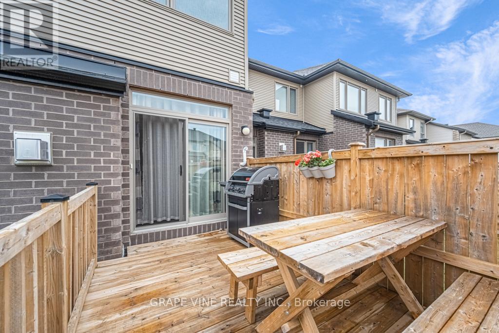 383 MEMORIAL GROVE, Ottawa, Ontario, K1X0C7 — Photo 35