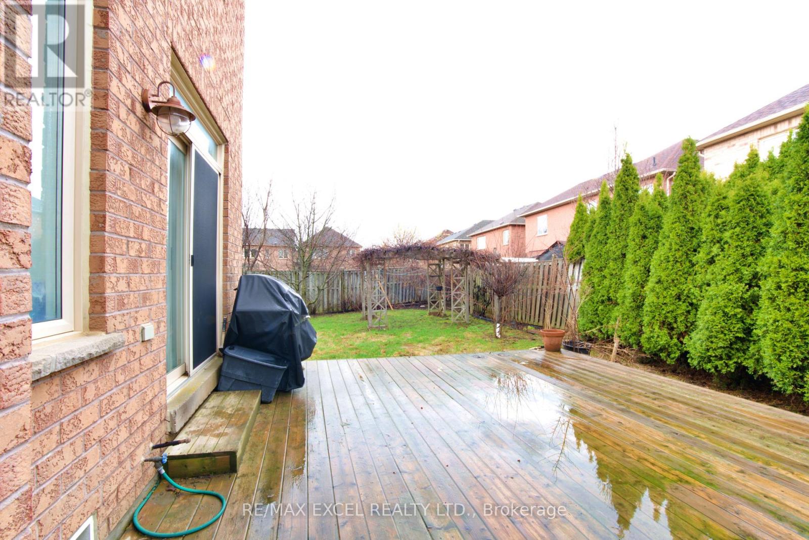 35 WALDRON CRESCENT, Richmond Hill (Oak Ridges), Ontario, L4E4A3 — Photo 5