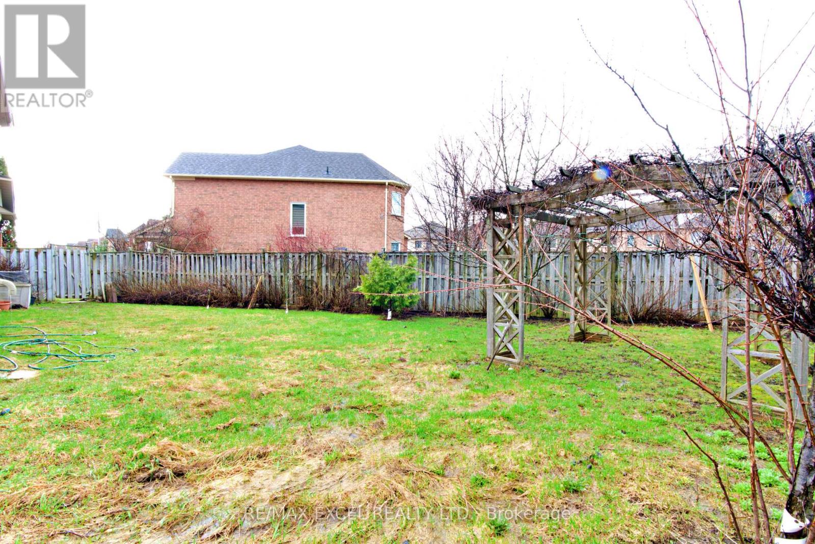 35 WALDRON CRESCENT, Richmond Hill (Oak Ridges), Ontario, L4E4A3 — Photo 8