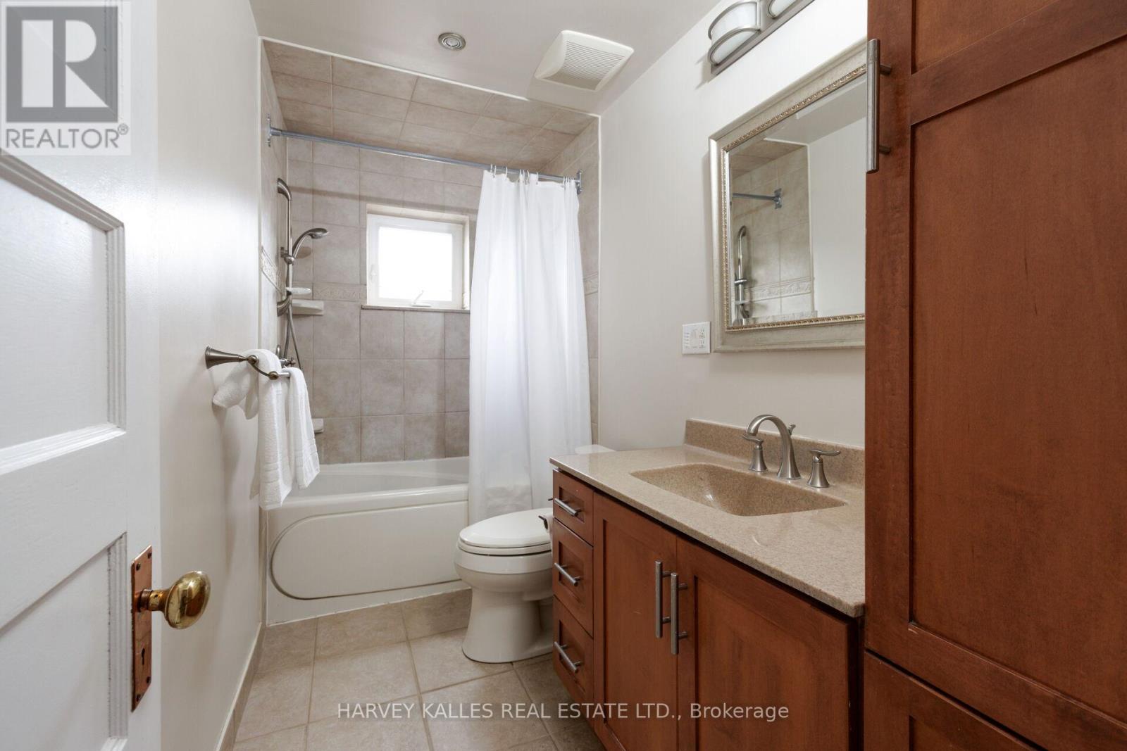 4 TWENTY THIRD STREET, Toronto (Long Branch), Ontario, M8V3M7 — Photo 32