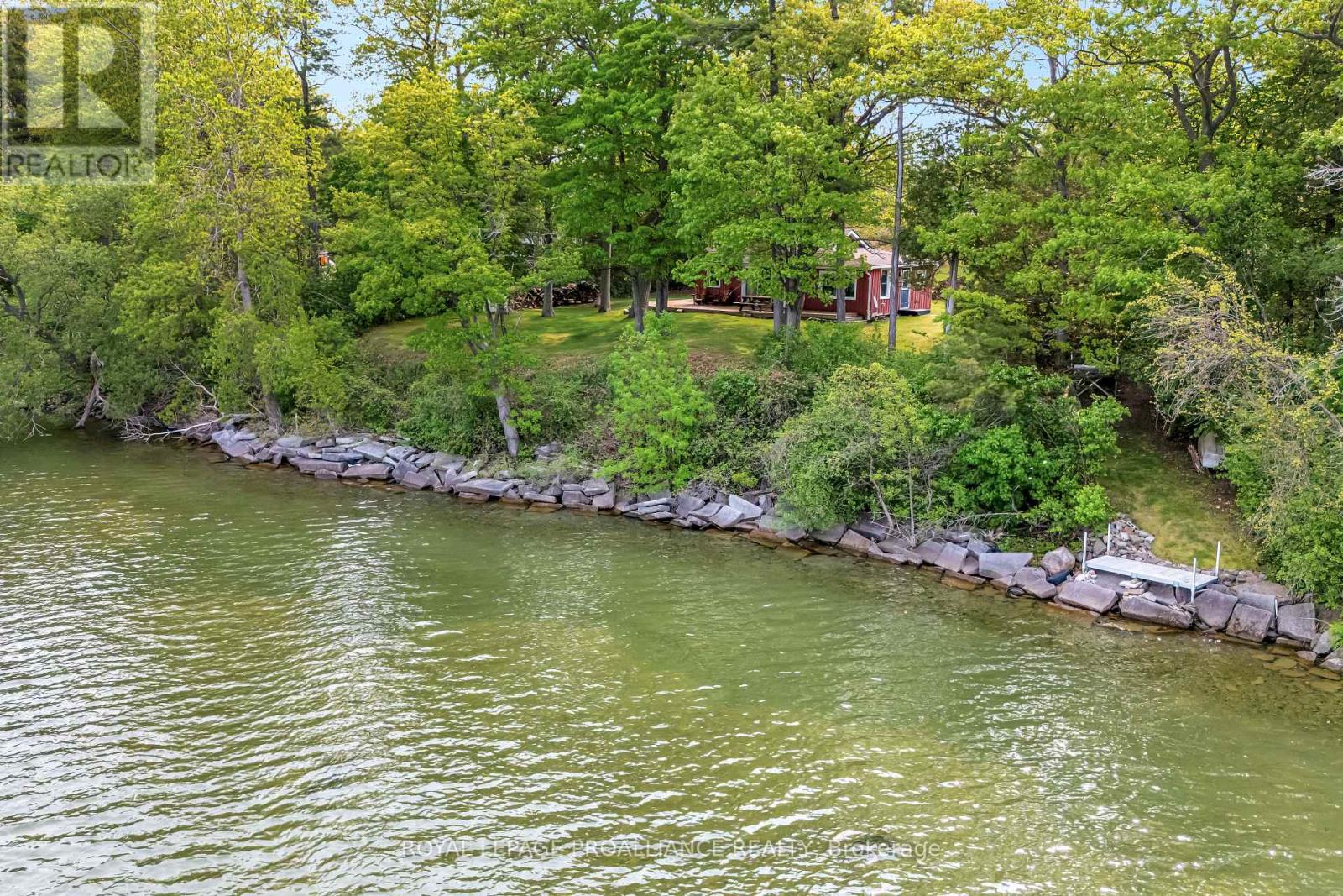 27 THRUSH LANE, Prince Edward County (Hallowell Ward), Ontario, K0K2T0 — Photo 2