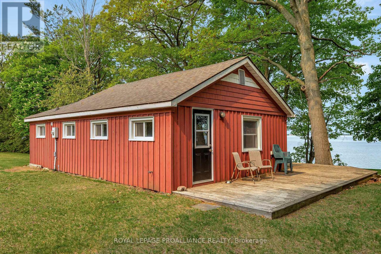 27 THRUSH LANE, Prince Edward County (Hallowell Ward), Ontario, K0K2T0 — Photo 4