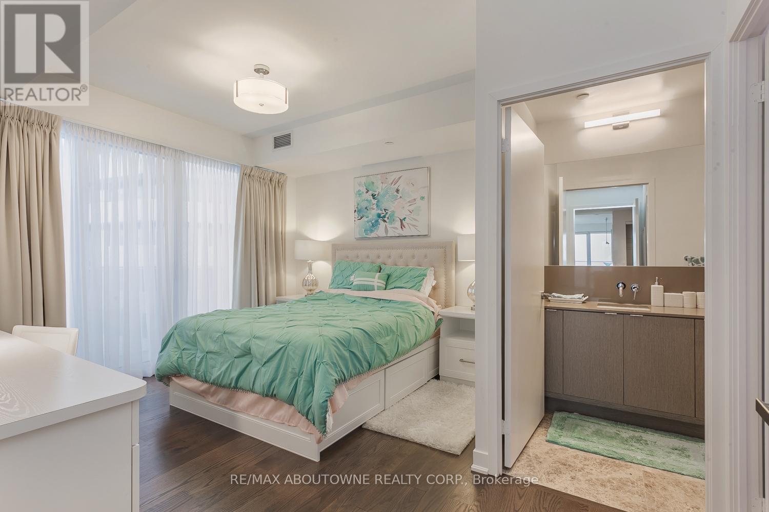 6410 - 88 HARBOUR STREET, Toronto (Waterfront Communities), Ontario, M5J1B7 — Photo 14