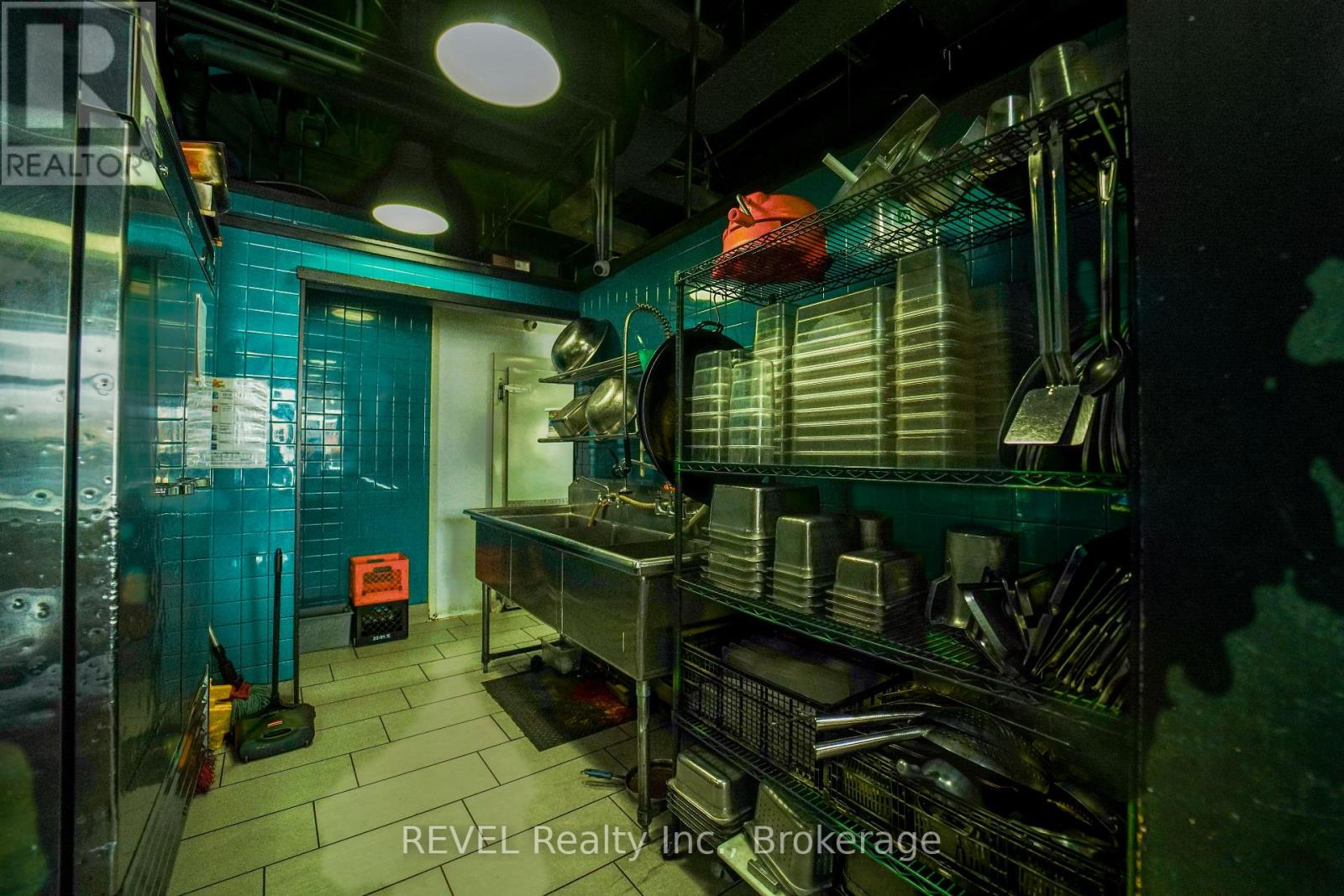 2 - 1435 PLAINS ROAD E, Burlington (Freeman), Ontario, L7R3P9 — Photo 13