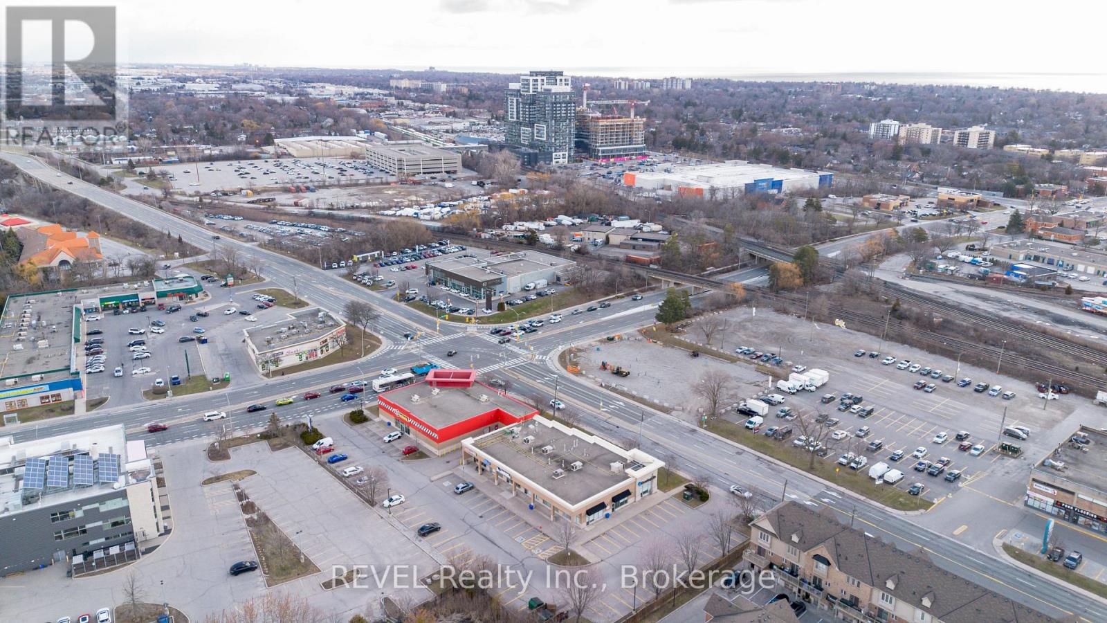 2 - 1435 PLAINS ROAD E, Burlington (Freeman), Ontario, L7R3P9 — Photo 15