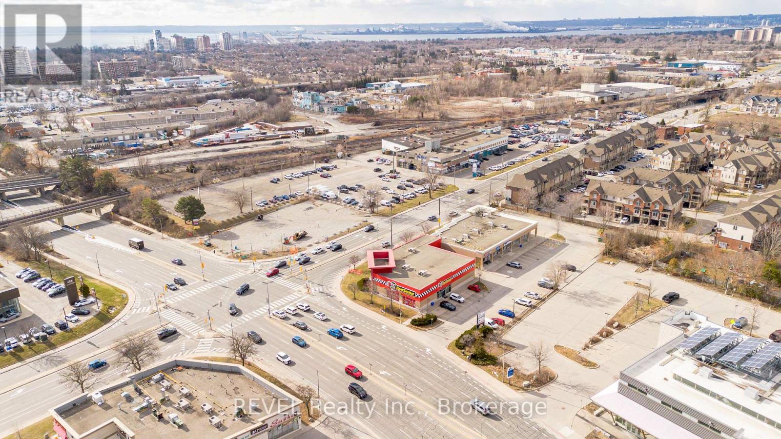 2 - 1435 PLAINS ROAD E, Burlington (Freeman), Ontario, L7R3P9 — Photo 16