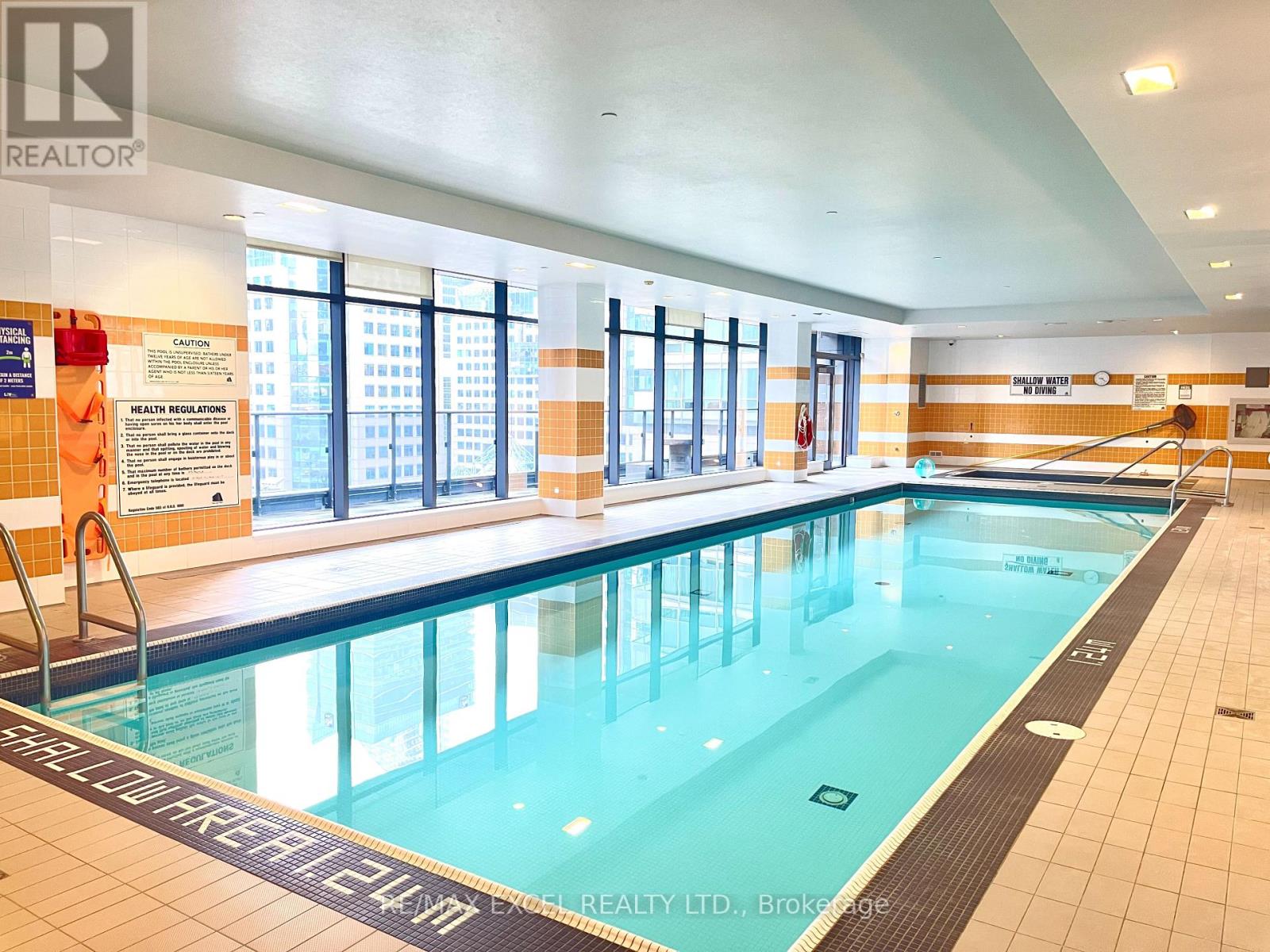 2704 - 295 ADELAIDE STREET W, Toronto (Waterfront Communities), Ontario, M5V0L4 — Photo 13