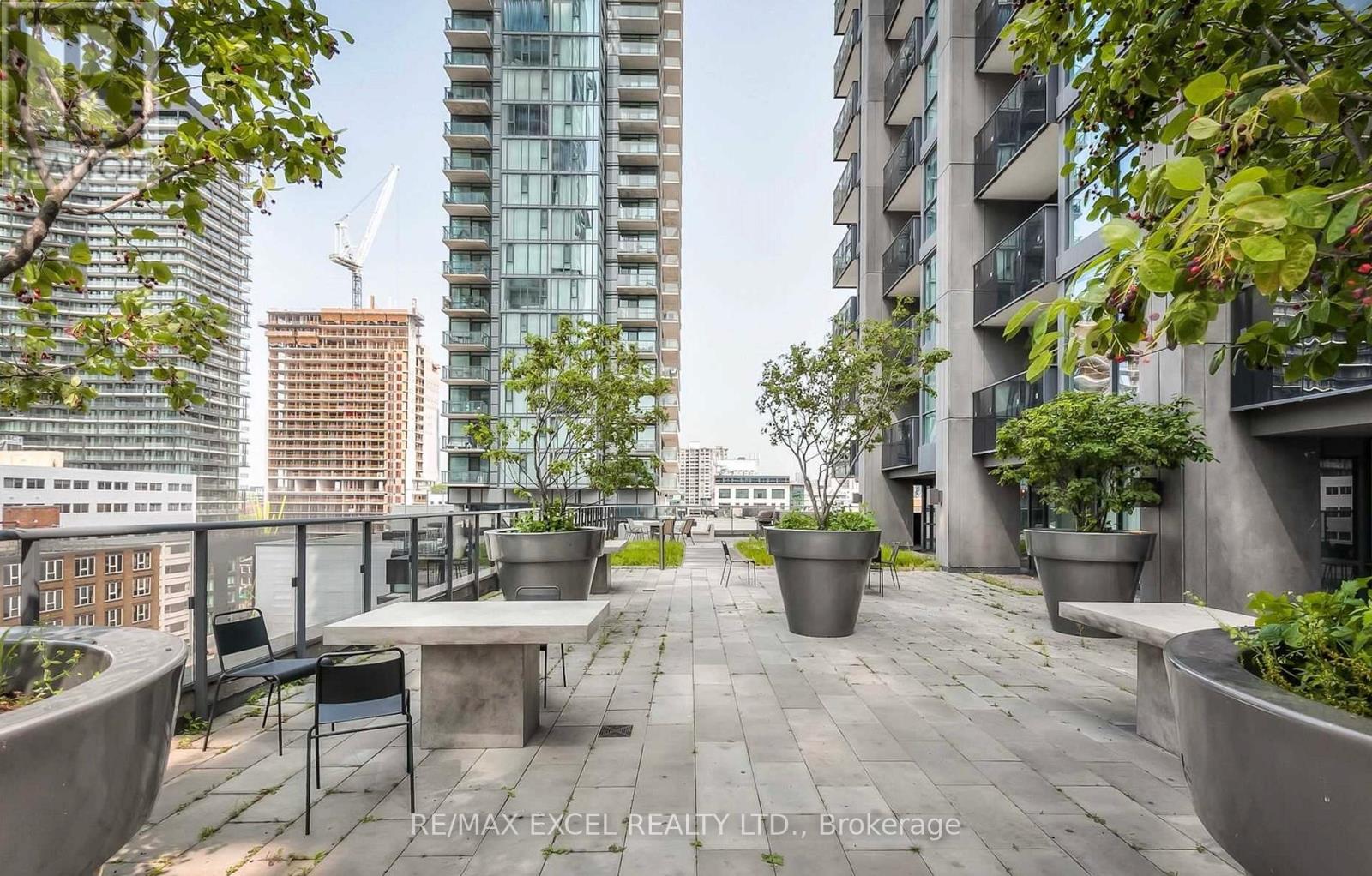 2704 - 295 ADELAIDE STREET W, Toronto (Waterfront Communities), Ontario, M5V0L4 — Photo 16