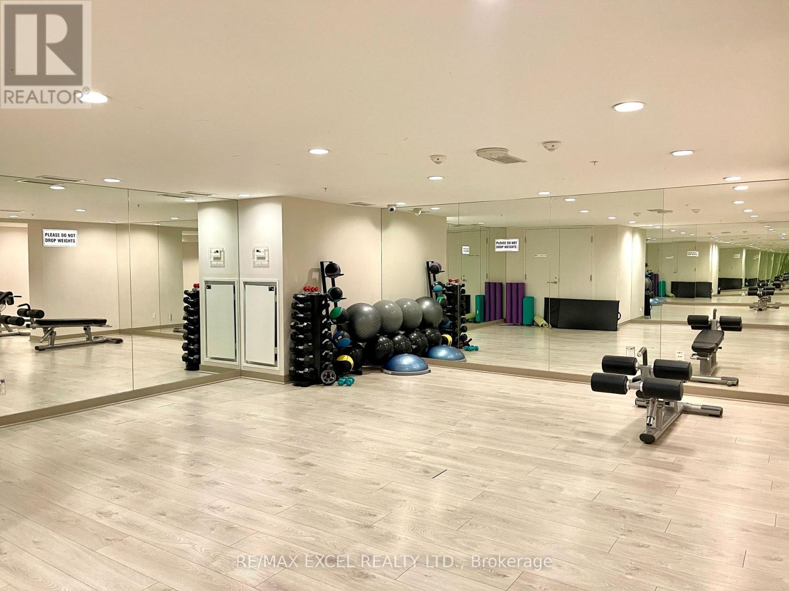 2704 - 295 ADELAIDE STREET W, Toronto (Waterfront Communities), Ontario, M5V0L4 — Photo 19