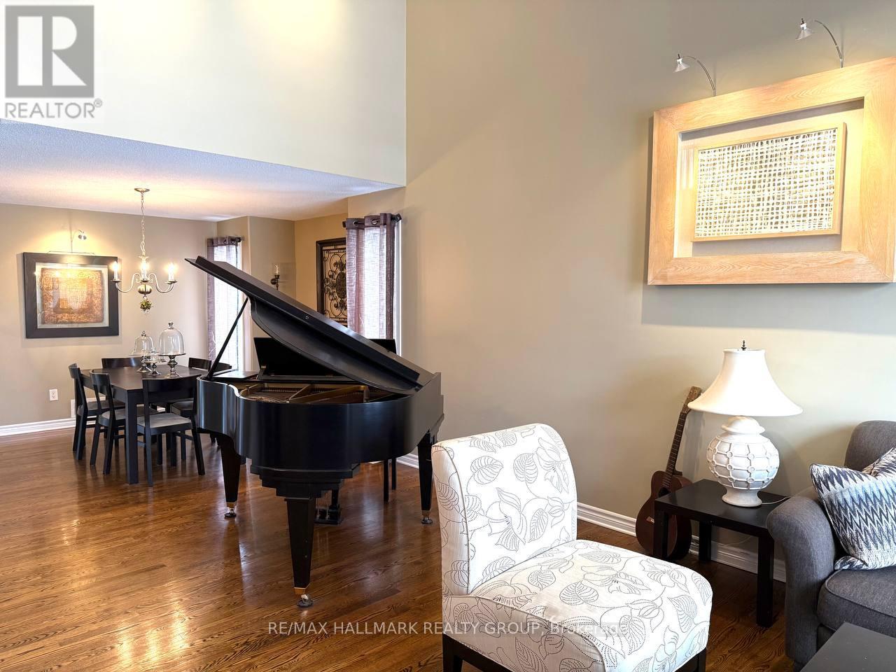 9 BLACKSHIRE CIRCLE, Ottawa, Ontario, K2J5L8 — Photo 3