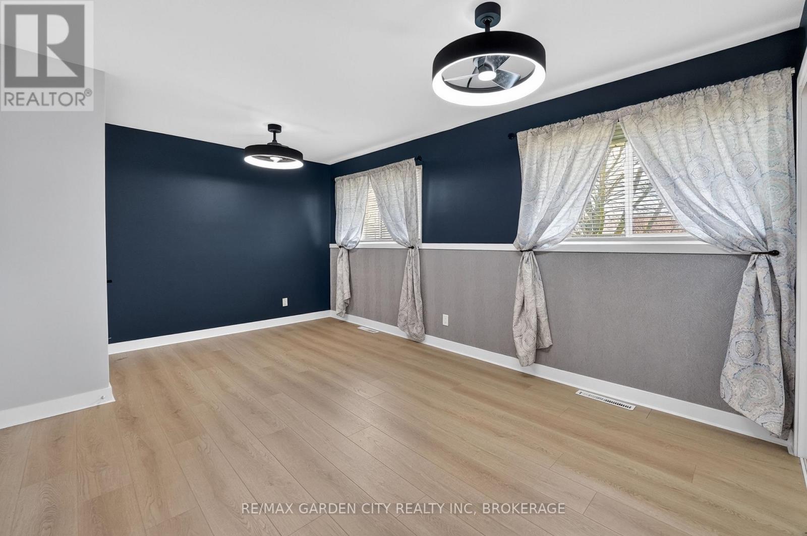 77 BALMORAL AVENUE, Welland (Lincoln/Crowland), Ontario, L3B1S5 — Photo 23