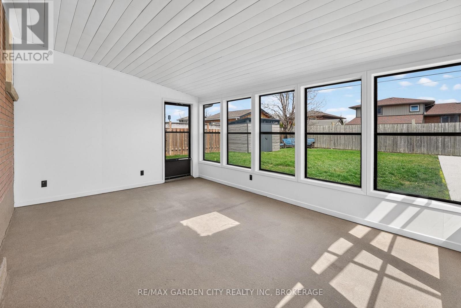 77 BALMORAL AVENUE, Welland (Lincoln/Crowland), Ontario, L3B1S5 — Photo 35