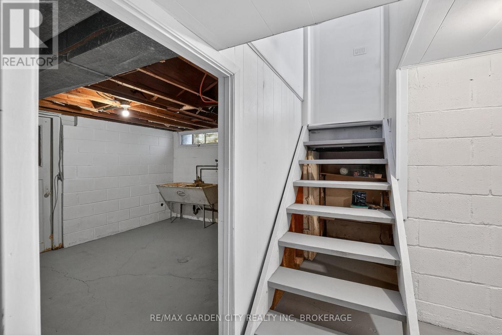 77 BALMORAL AVENUE, Welland (Lincoln/Crowland), Ontario, L3B1S5 — Photo 36