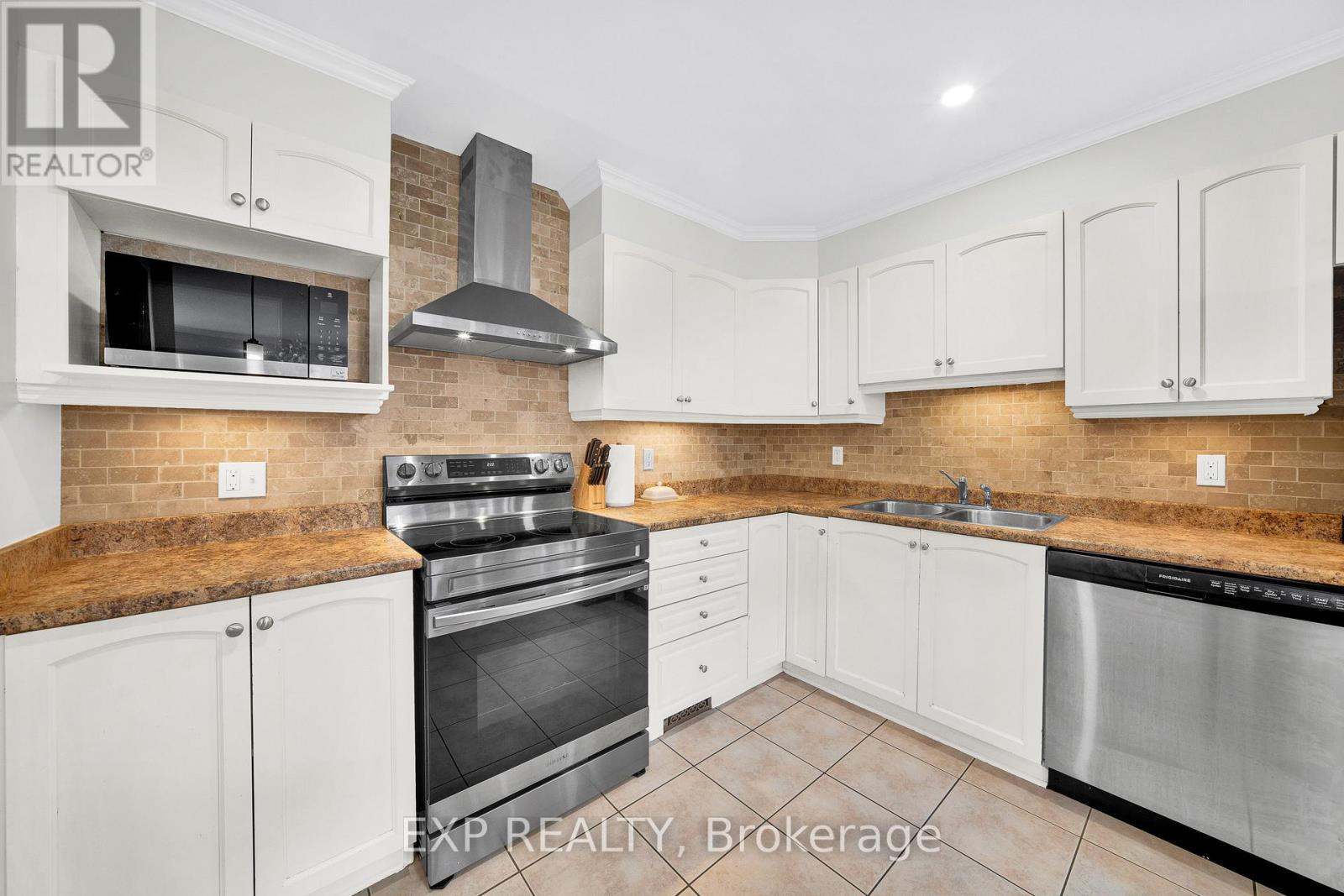 436 CLARIDGE DRIVE, Ottawa, Ontario, K2J5J2 — Photo 6