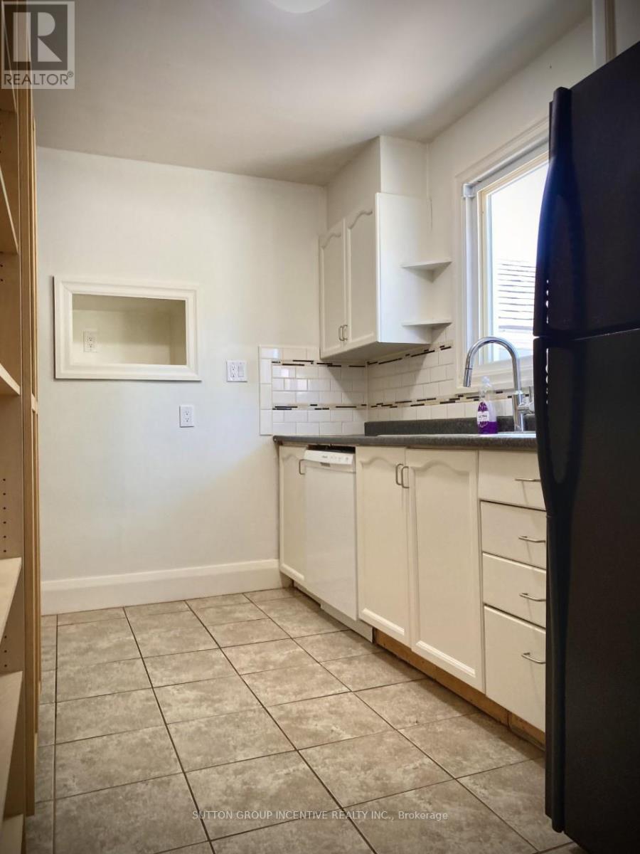 39 DONALD STREET, Barrie (Queen's Park), Ontario, L4N1E4 — Photo 12