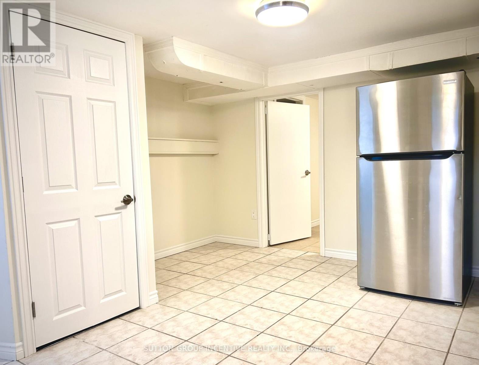 39 DONALD STREET, Barrie (Queen's Park), Ontario, L4N1E4 — Photo 19