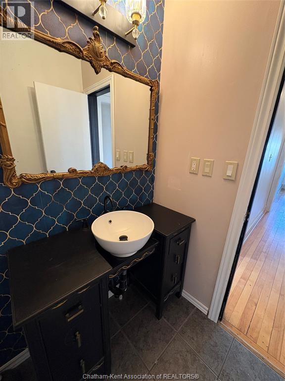 20 KERR AVENUE, Chatham, Ontario, N7M1B7 — Photo 10