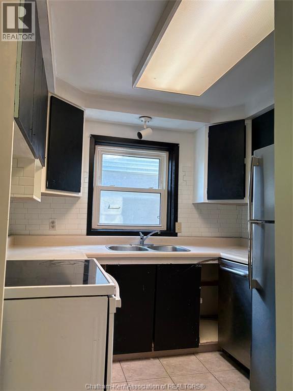 20 KERR AVENUE, Chatham, Ontario, N7M1B7 — Photo 11
