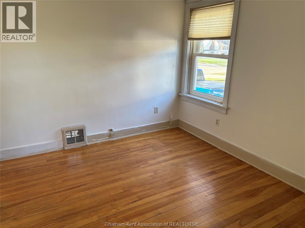 20 KERR AVENUE, Chatham, Ontario, N7M1B7 — Photo 13