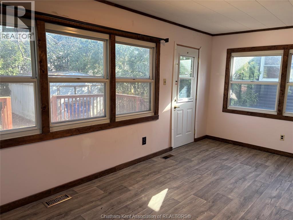 20 KERR AVENUE, Chatham, Ontario, N7M1B7 — Photo 24