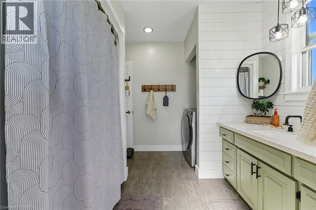 100 LA SALETTE Road, La Salette, Ontario, N0E1H0 — Photo 16