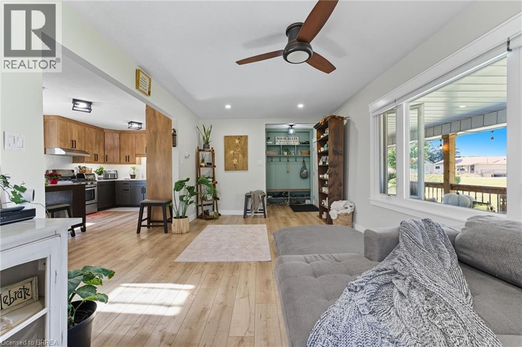 100 LA SALETTE Road, La Salette, Ontario, N0E1H0 — Photo 6