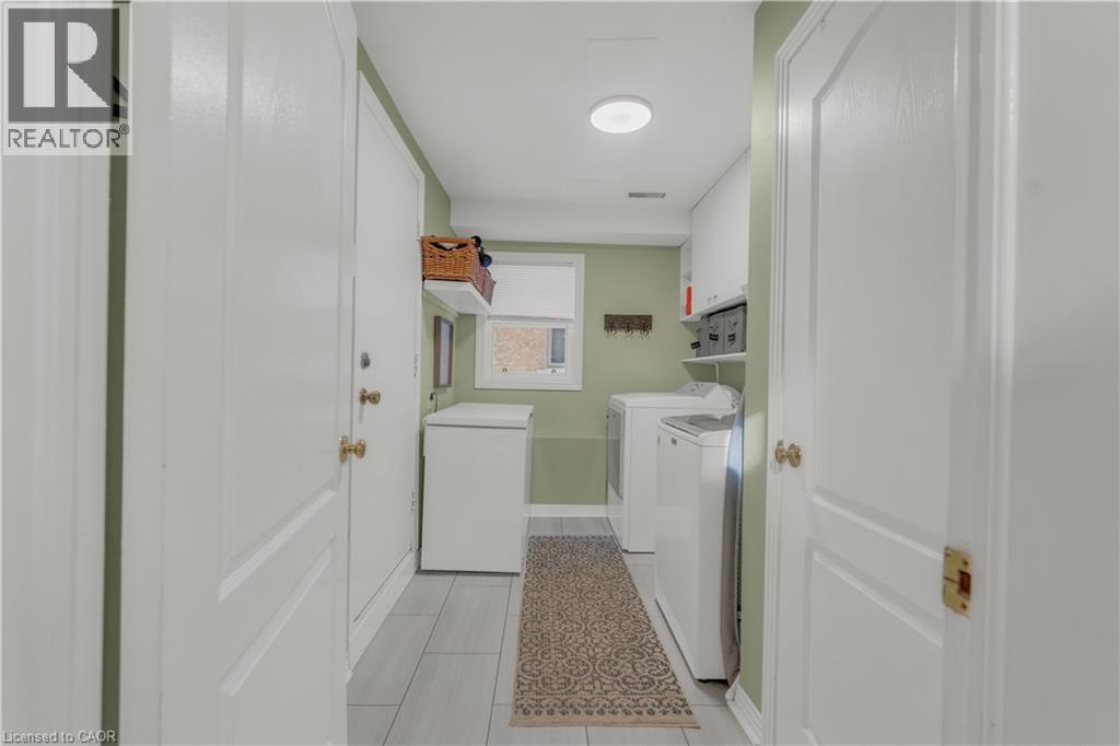 74 LAURENDALE Avenue, Waterdown, Ontario, L8B0M6 — Photo 17