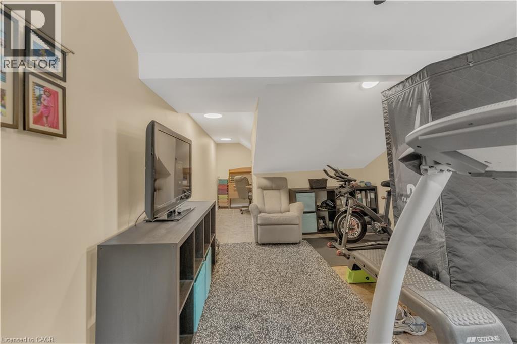 74 LAURENDALE Avenue, Waterdown, Ontario, L8B0M6 — Photo 22