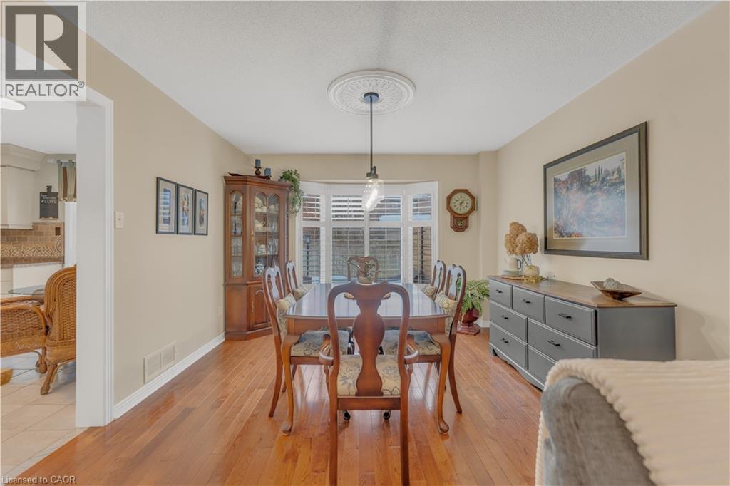 74 LAURENDALE Avenue, Waterdown, Ontario, L8B0M6 — Photo 46