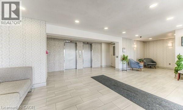 1100 COURTLAND Avenue E Unit# 404, Kitchener, Ontario, N2C2H9 — Photo 10
