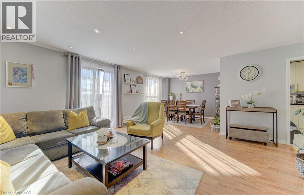 1100 COURTLAND Avenue E Unit# 404, Kitchener, Ontario, N2C2H9 — Photo 21