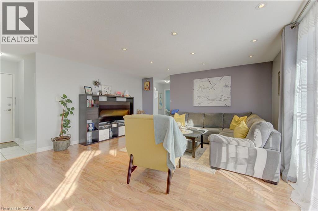 1100 COURTLAND Avenue E Unit# 404, Kitchener, Ontario, N2C2H9 — Photo 22