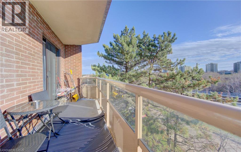 1100 COURTLAND Avenue E Unit# 404, Kitchener, Ontario, N2C2H9 — Photo 31