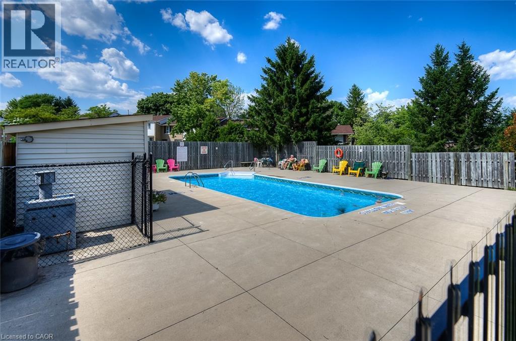 1100 COURTLAND Avenue E Unit# 404, Kitchener, Ontario, N2C2H9 — Photo 32