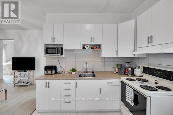 69 BLACKBURN AVENUE, Ottawa, Ontario, K1N8A4 — Photo 10